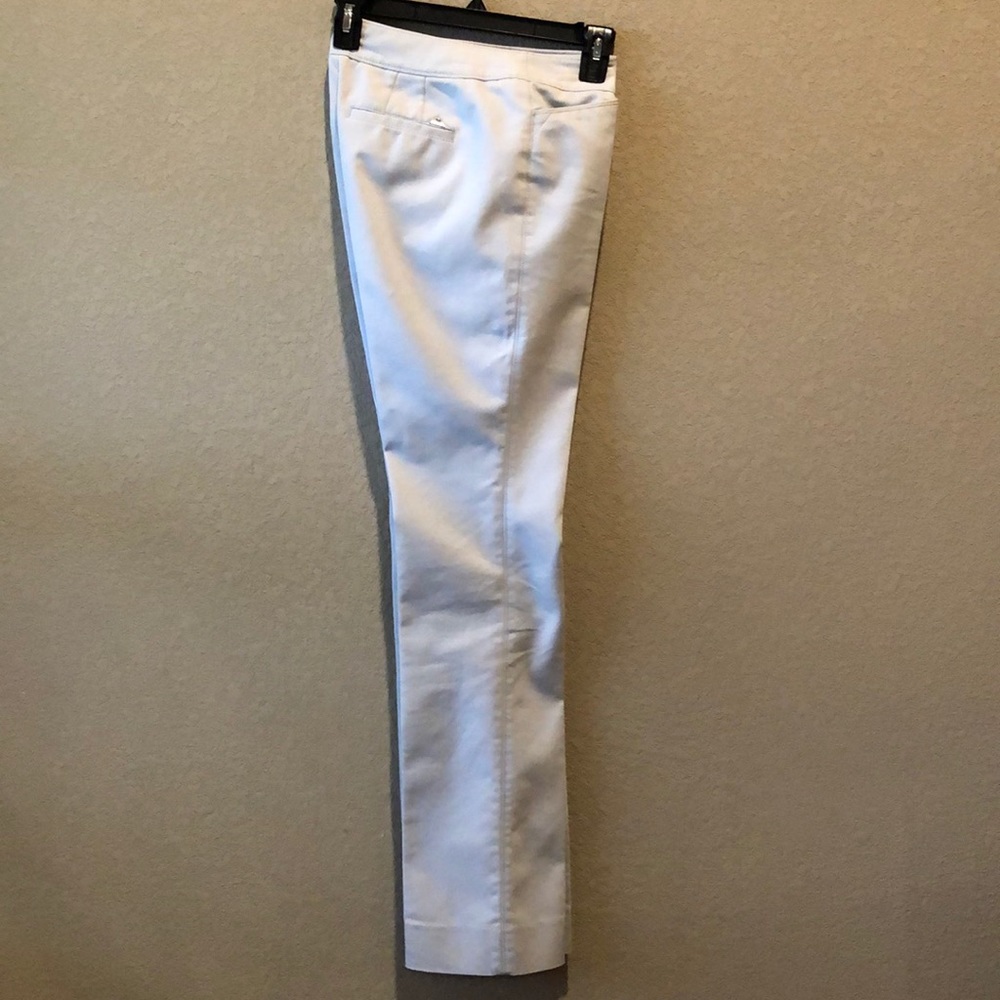 Grey Whit House Black Market Pants